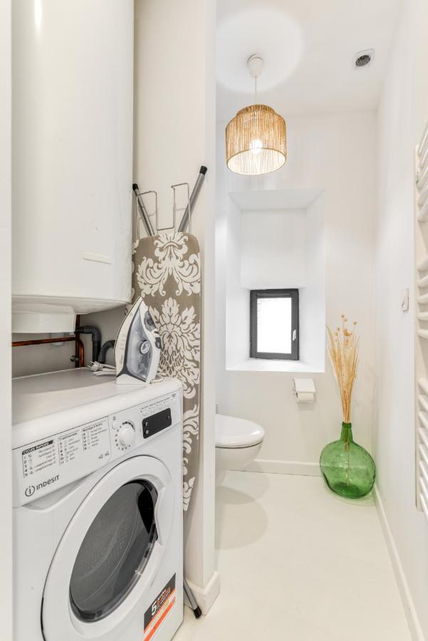 Les Gites De Laure - L'Or Blanc, Appartement Avec Vue Sur Le Chateau, Climatisation, Netflix, A 160 M De La Cite Medievale Carcassone Exterior photo