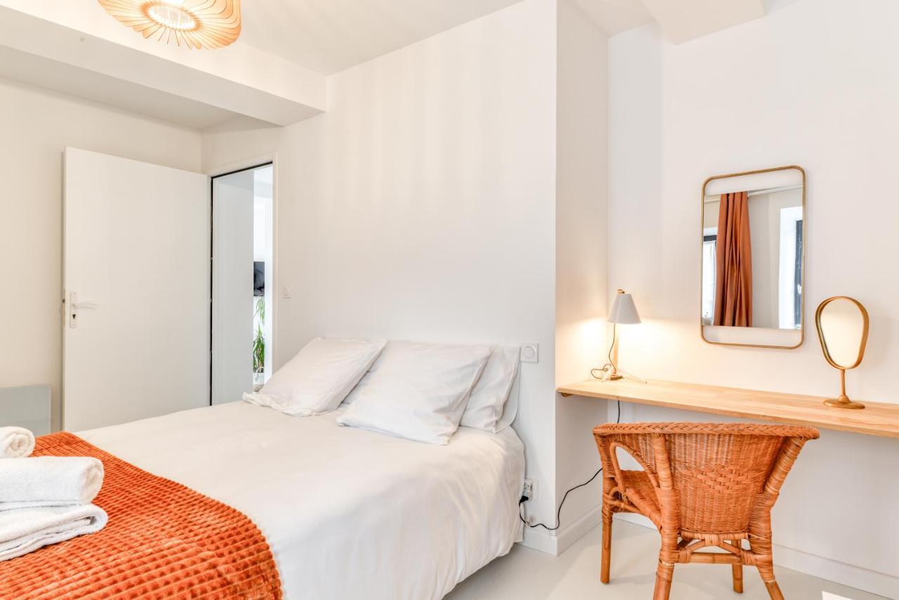 Les Gites De Laure - L'Or Blanc, Appartement Avec Vue Sur Le Chateau, Climatisation, Netflix, A 160 M De La Cite Medievale Carcassone Exterior photo